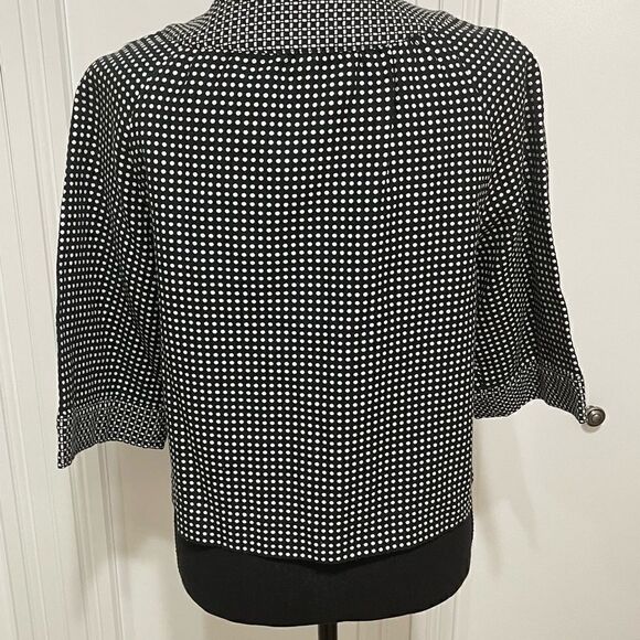 Black and White Jacket - Picture 5 of 6